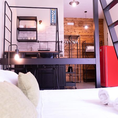 Tiny Daisy House Apartment Naples Luaran gambar